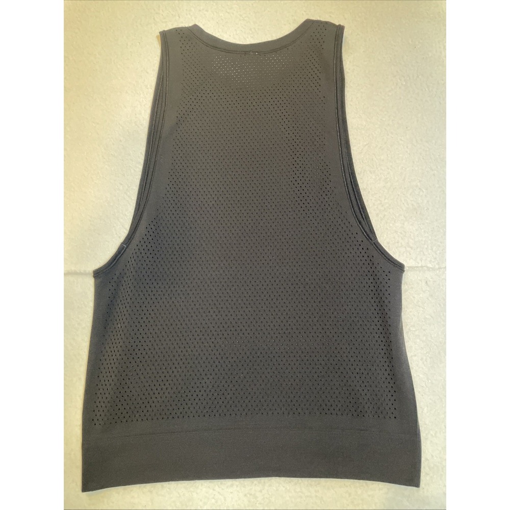 Lululemon Breeze By Muscle Tank Black Sleeveless Mesh Top Women's Size 4 - Picture 7 of 7
